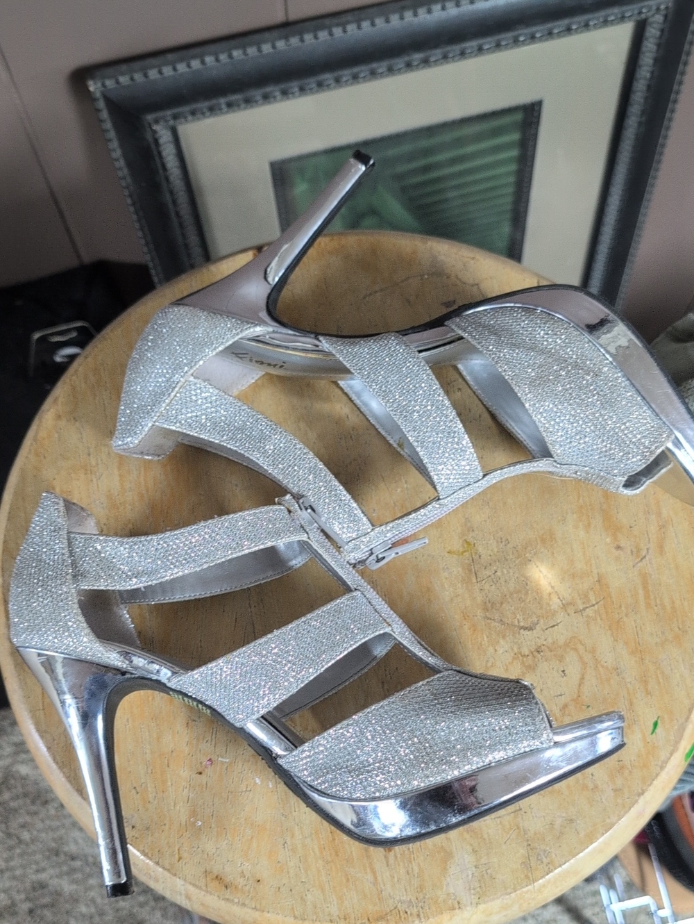 FIONI Silver Glitter Strappy High Heels